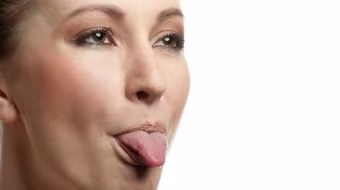 5 cách tự nhiên giúp chữa nhiệt miệng